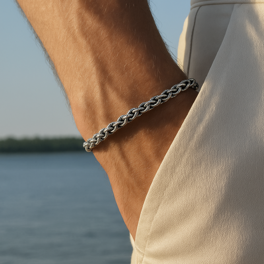 Sterling Silver vs Stainless Steel: Which Jewelry Metal Is Right for You?